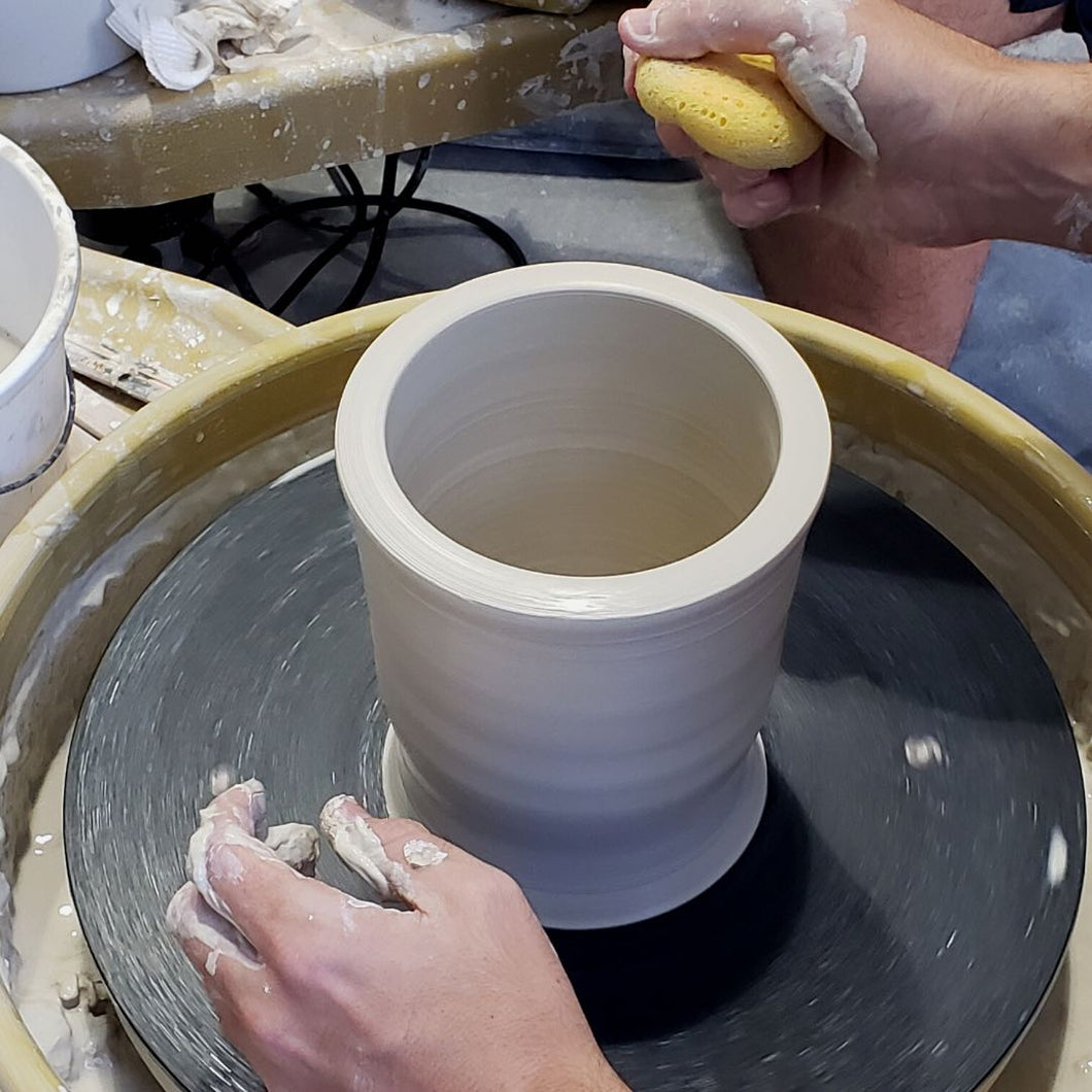 WEEKEND POTTERY CLASSES: Wheel Throwing & Hand Building(All Levels)